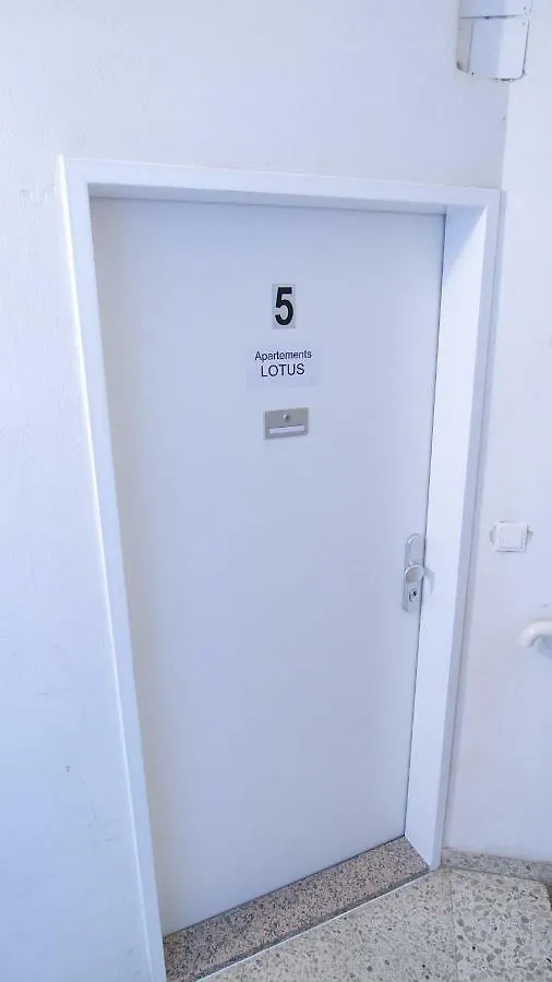 Lotus Apartment Vienna Austria